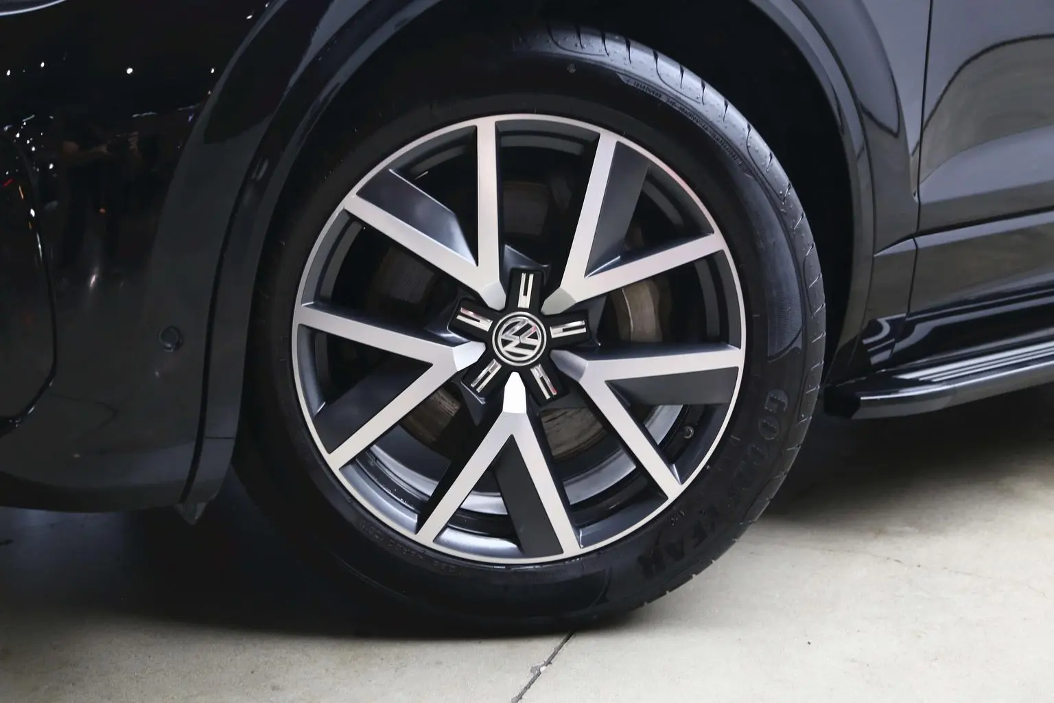 Volkswagen Touareg 2019 3.0TSI Sharp China V