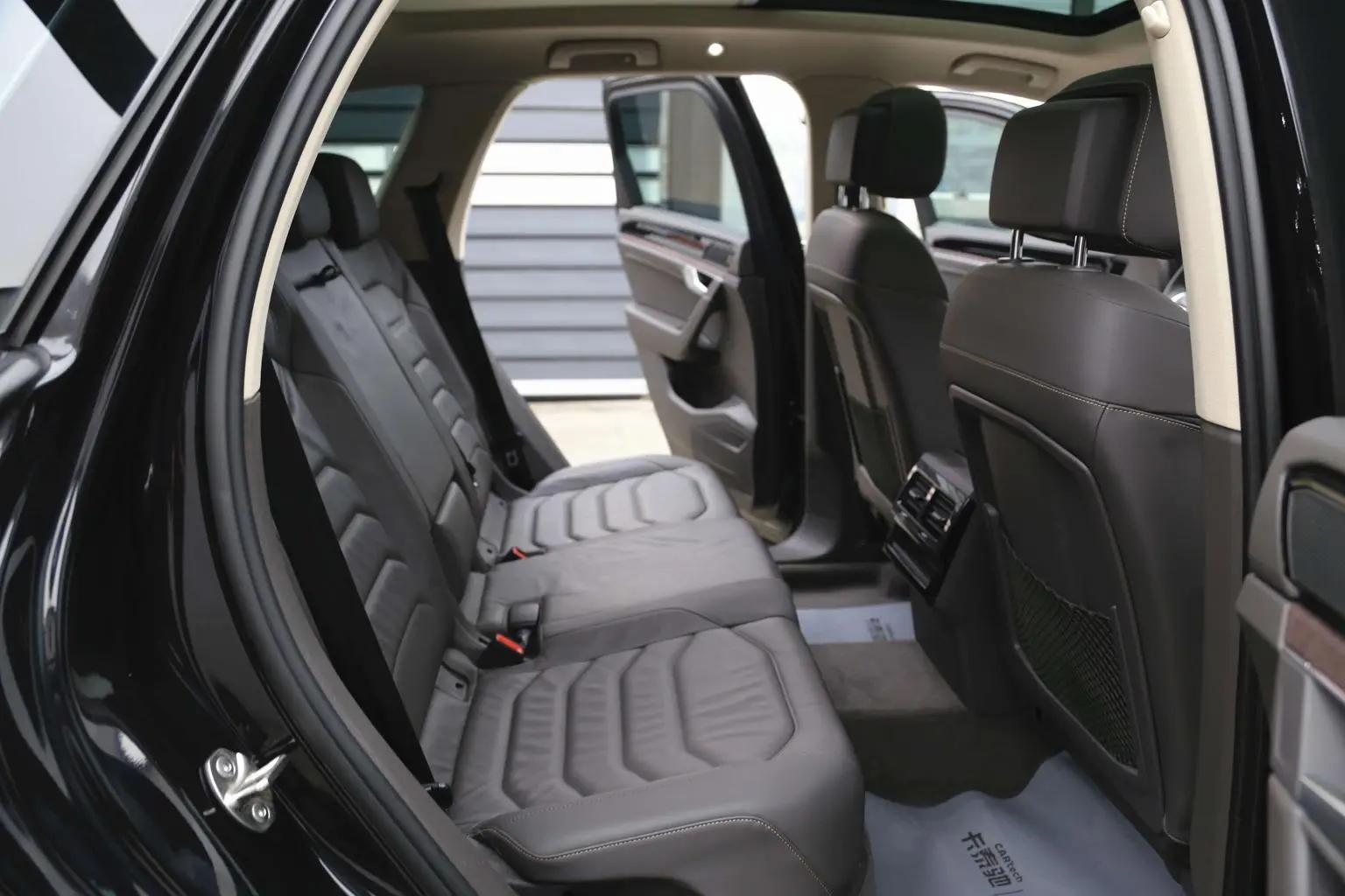 Volkswagen Touareg 2019 3.0TSI Sharp China V