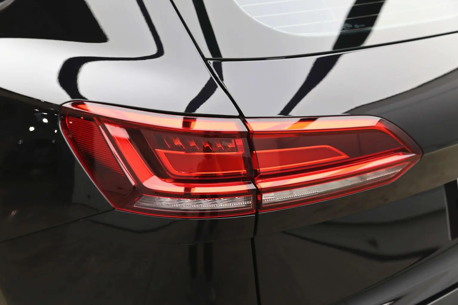 Volkswagen Touareg 2019 3.0TSI Sharp China V