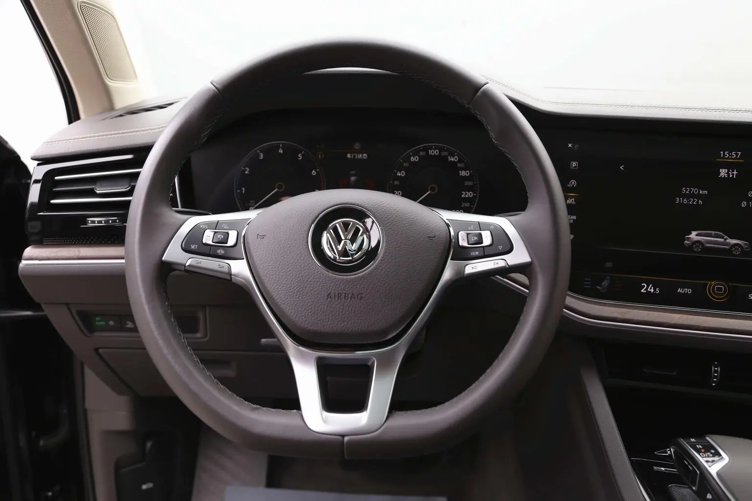 Volkswagen Touareg 2019 3.0TSI Sharp China V