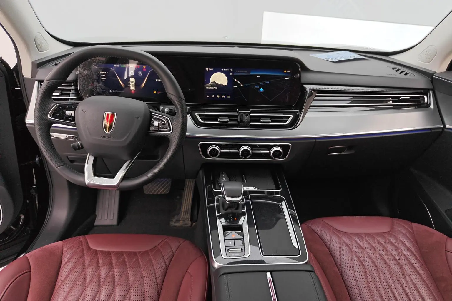 Hongqi HS5 2023 2.0T 4WD Pro