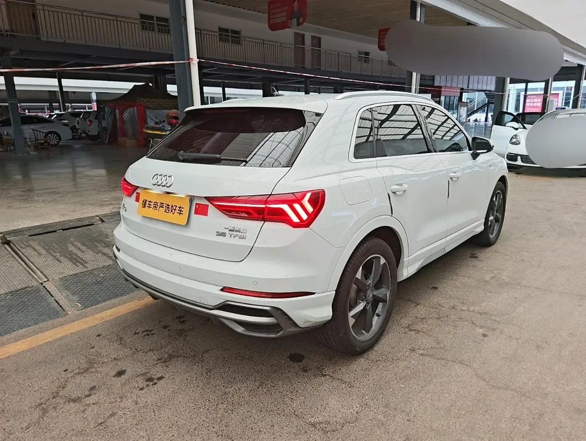 Audi Q3 2019 35 TFSI Dynamic Fashion