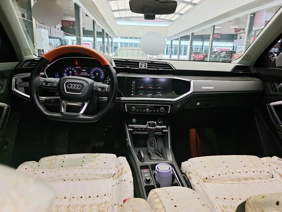 Audi Q3 2019 35 TFSI Dynamic Fashion