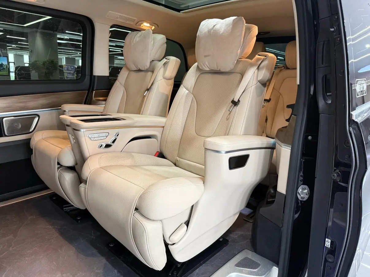 Mercedes-Benz V Class 2022 V 260 Premium
