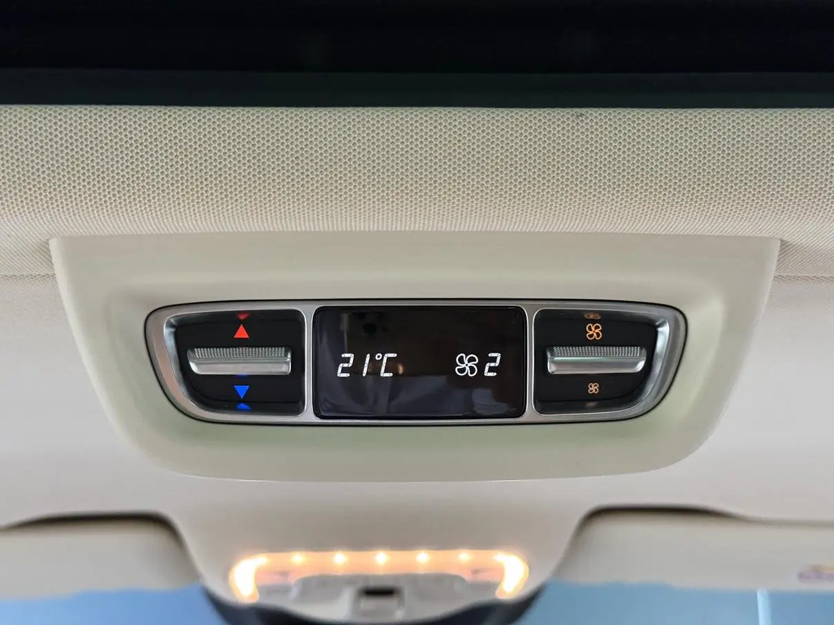 Mercedes-Benz V Class 2022 V 260 Premium