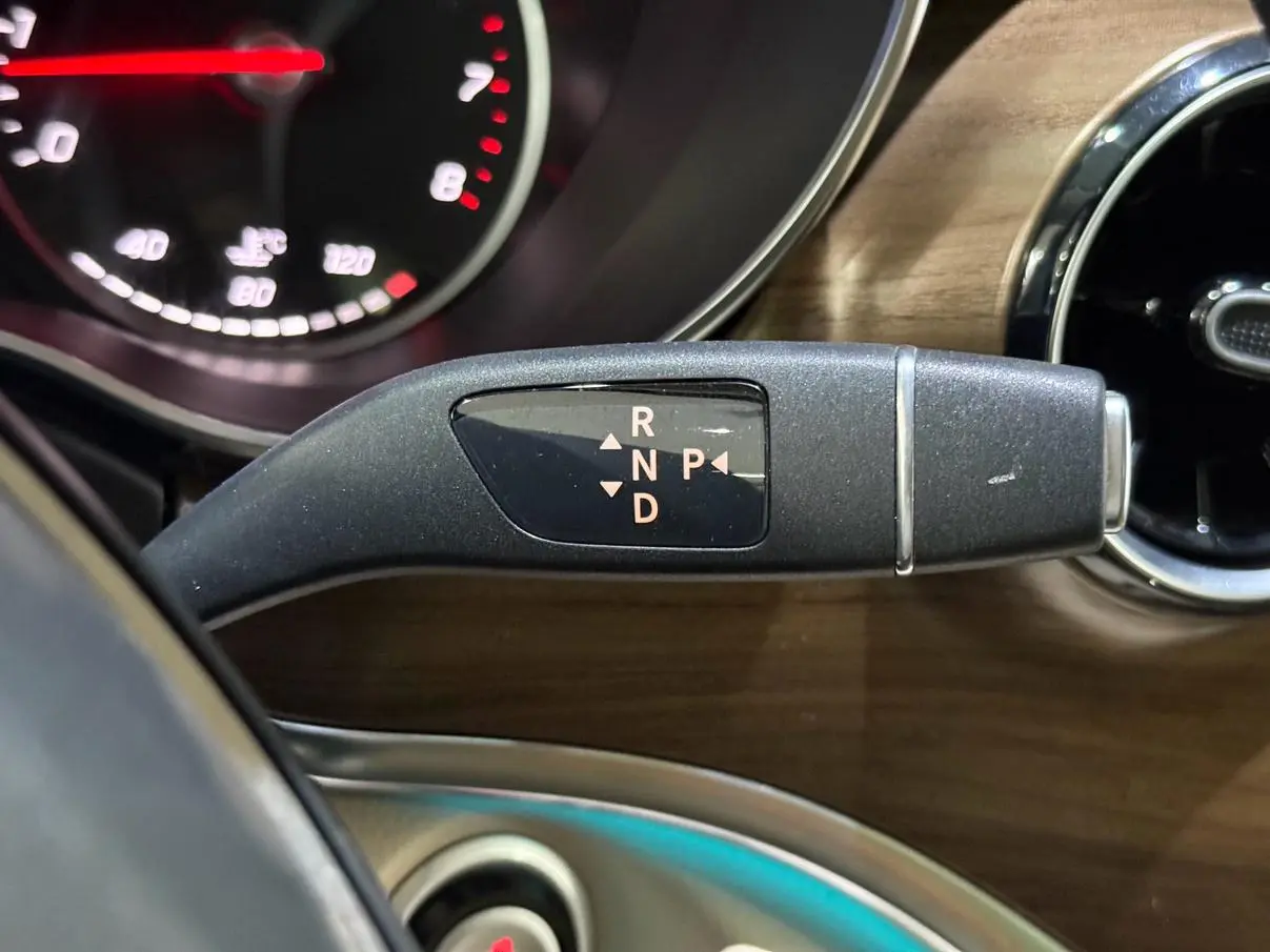 Mercedes-Benz V Class 2022 V 260 Premium