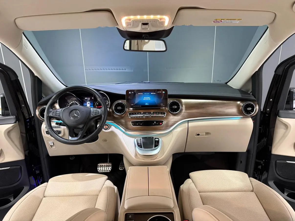 Mercedes-Benz V Class 2022 V 260 Premium