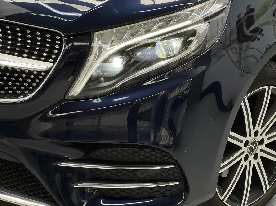 Mercedes-Benz V Class 2022 V 260 L LWB Luxury