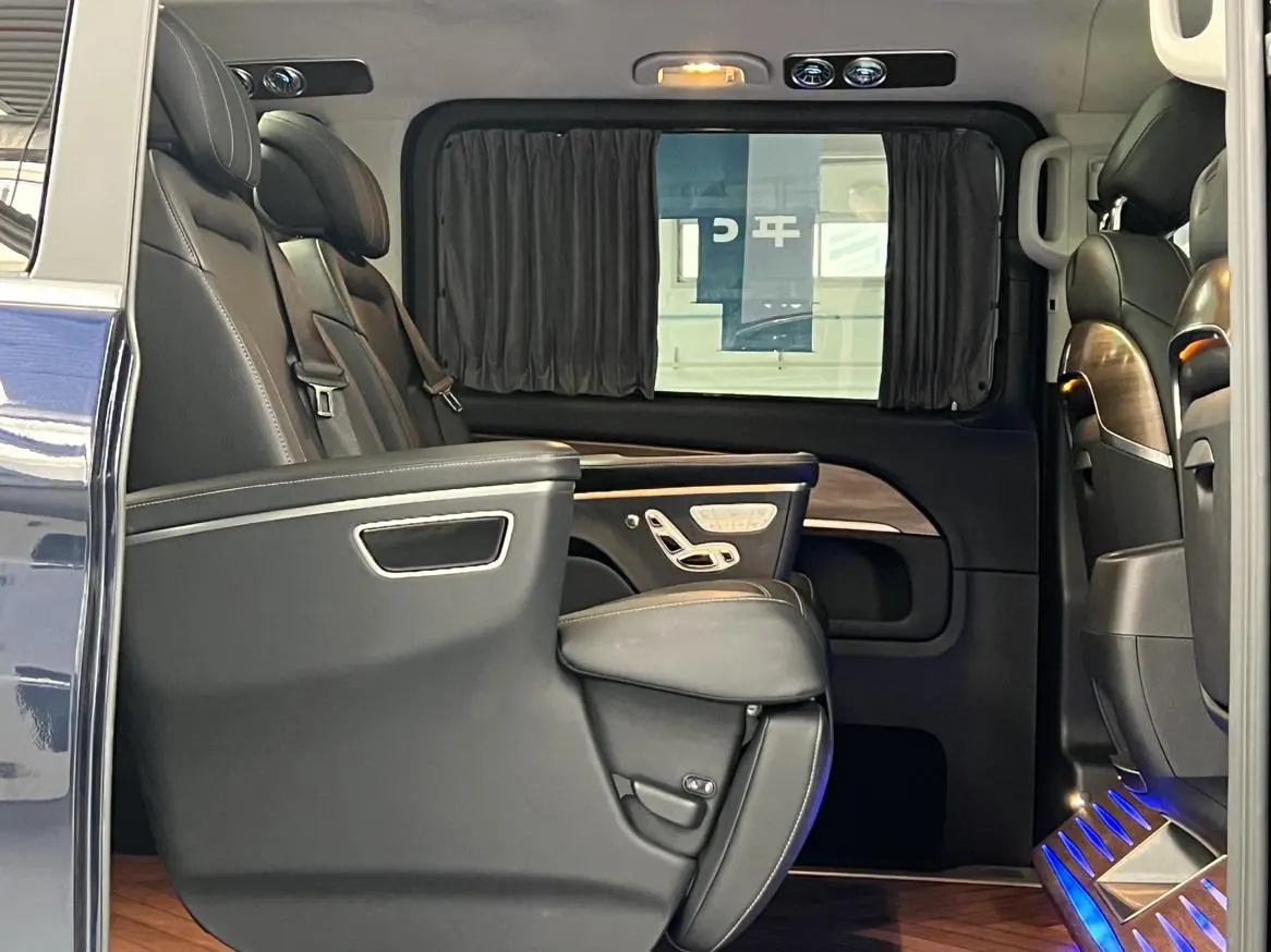 Mercedes-Benz V Class 2022 V 260 L LWB Luxury