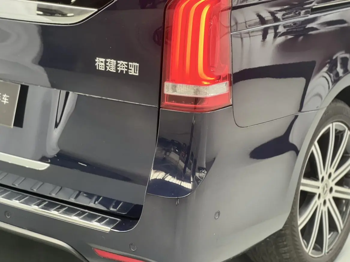 Mercedes-Benz V Class 2022 V 260 L LWB Luxury