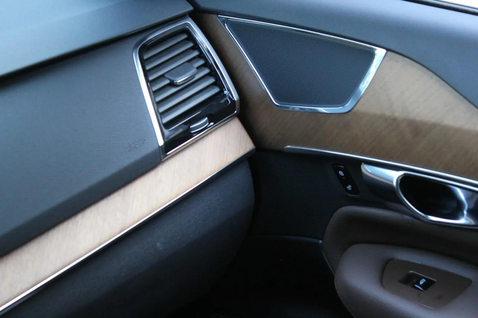 Volvo XC90 2020 Facelift T6 4WD Smart Luxury 7 seat