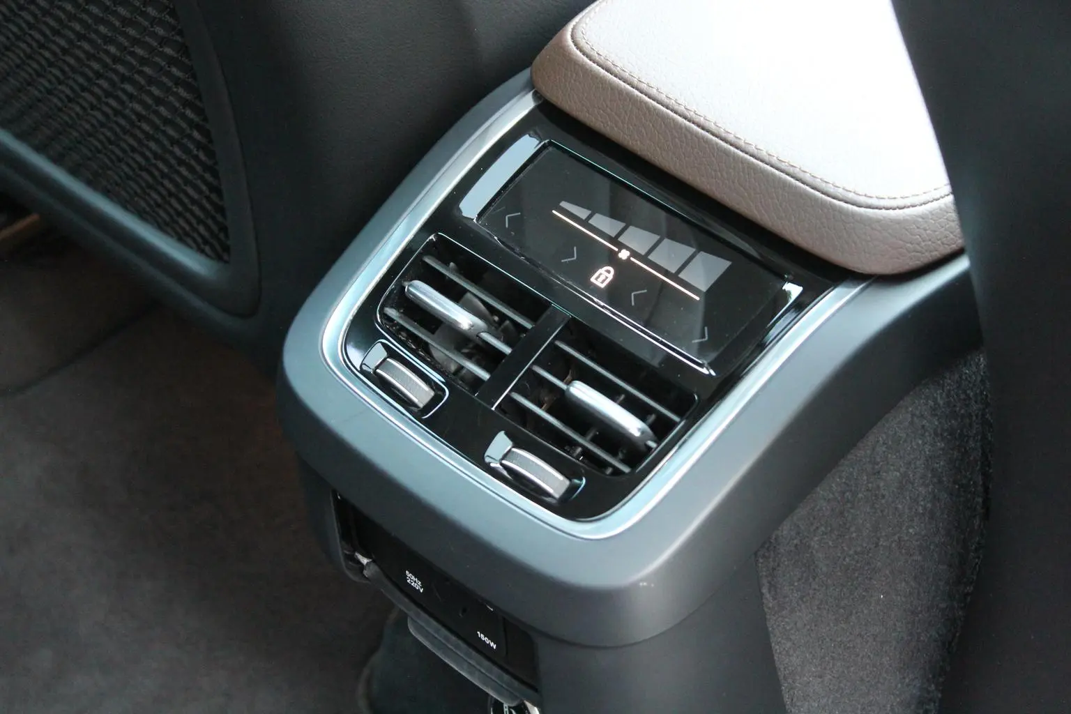 Volvo XC90 2020 Facelift T6 4WD Smart Luxury 7 seat