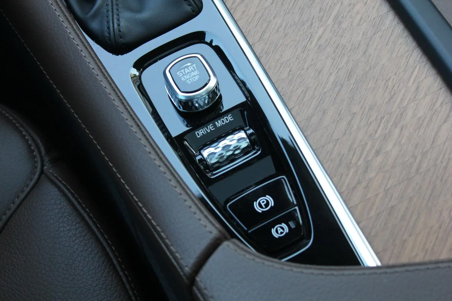 Volvo XC90 2020 Facelift T6 4WD Smart Luxury 7 seat
