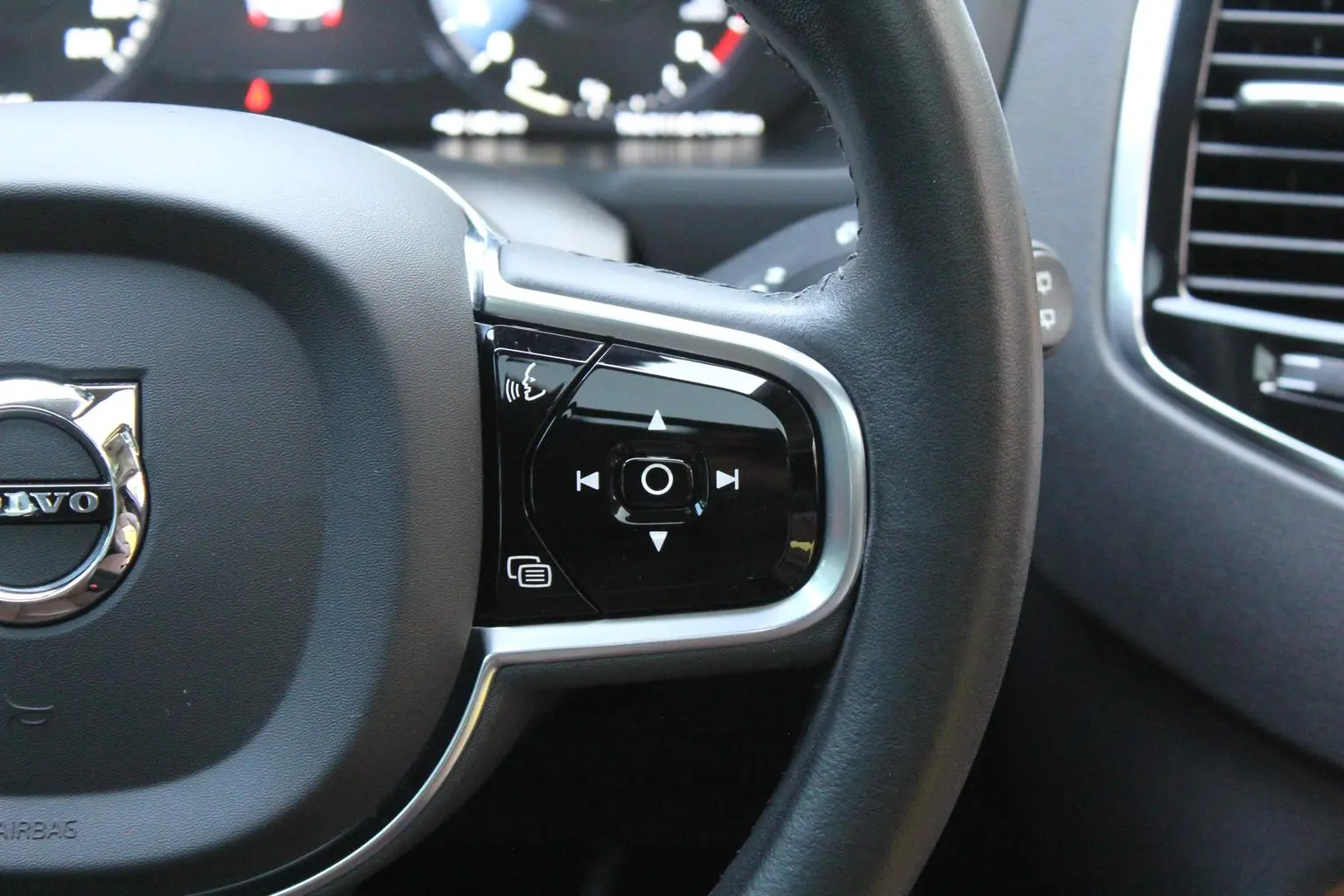 Volvo XC90 2020 Facelift T6 4WD Smart Luxury 7 seat