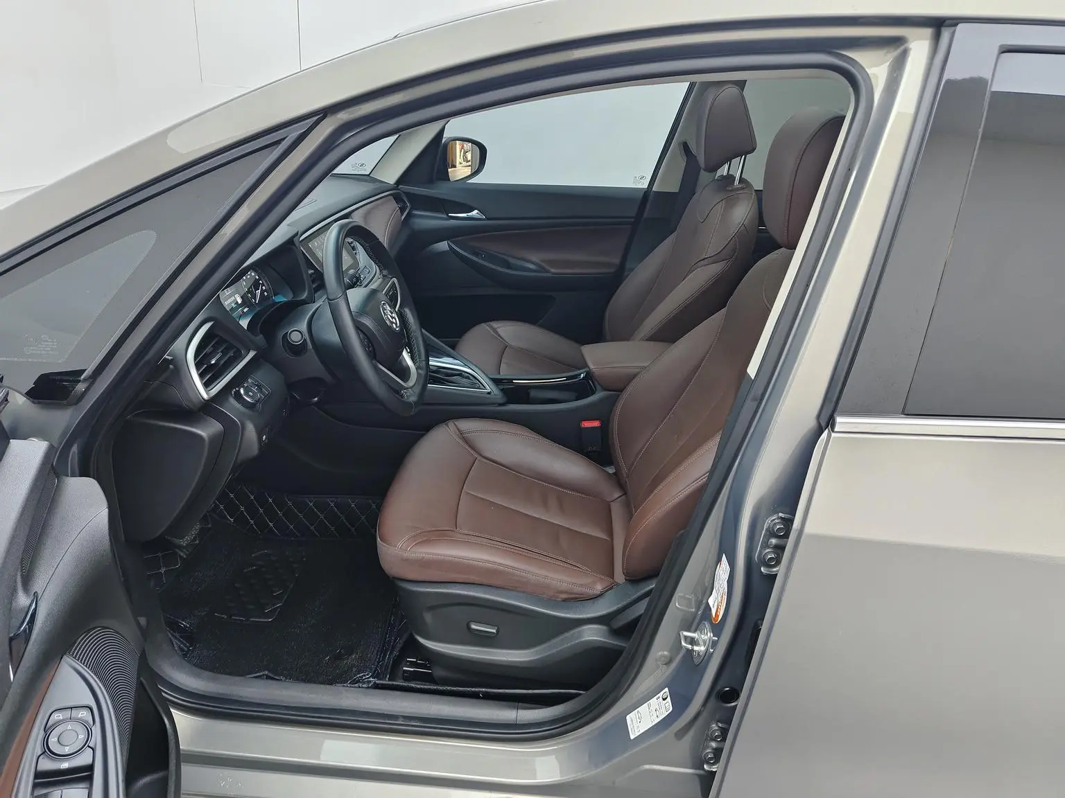 Buick GL6 2019 18T 6 seat Connected Luxury China V