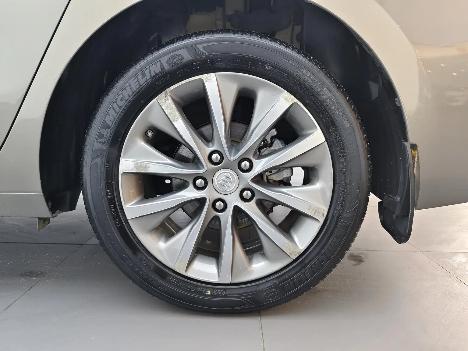 Buick GL6 2019 18T 6 seat Connected Luxury China V