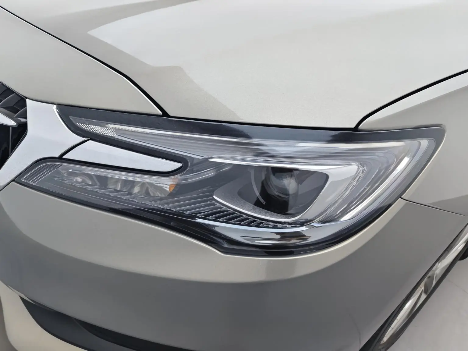 Buick GL6 2019 18T 6 seat Connected Luxury China V