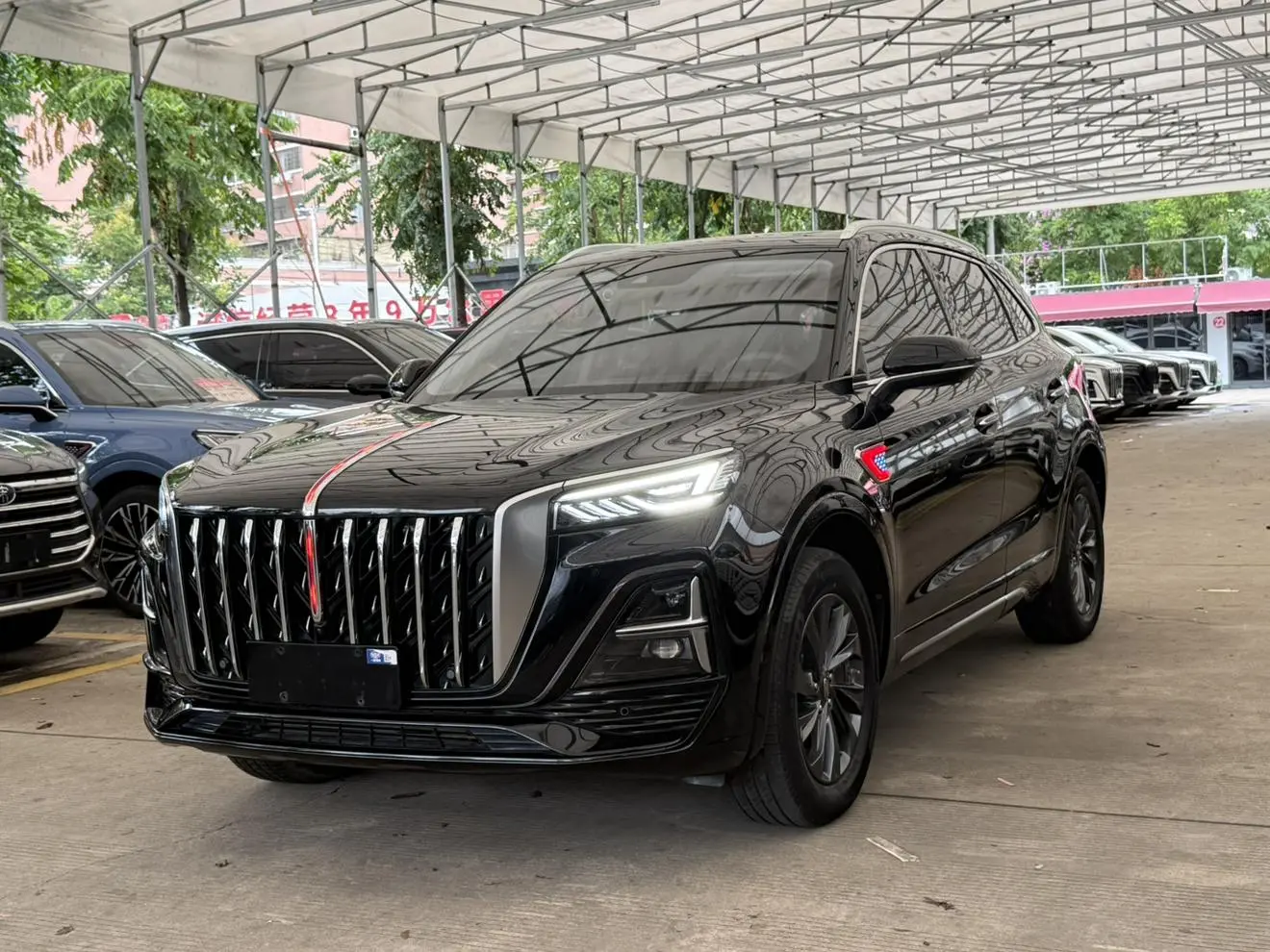 Hongqi HS5 2023 2.0T Pro
