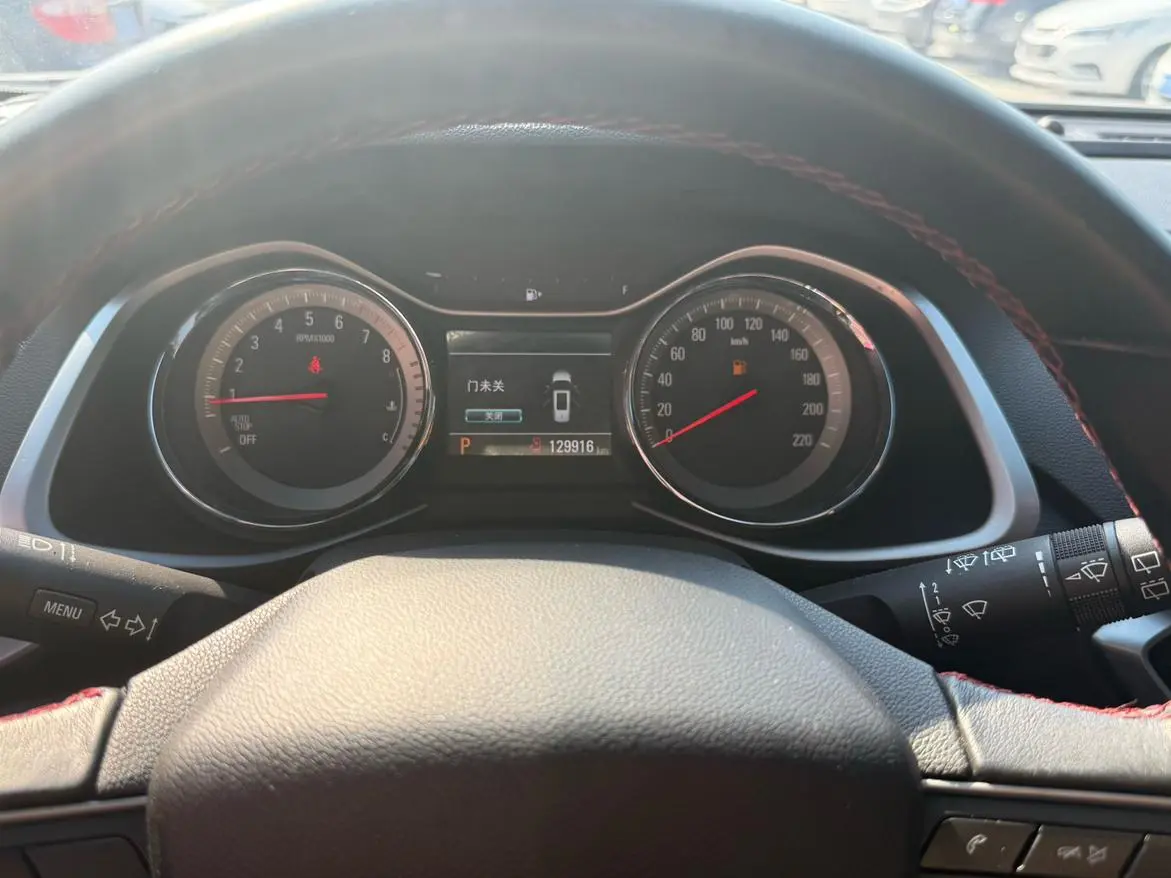 Chevrolet Orlando 2018 Redline 530T Auto (5+2 ) China V