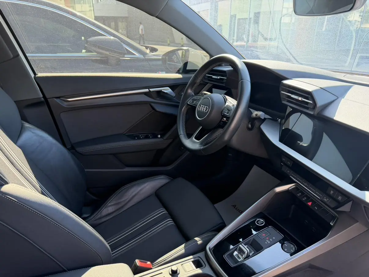 Audi A3 2023 Sportback 35 TFSI Sport Fashion