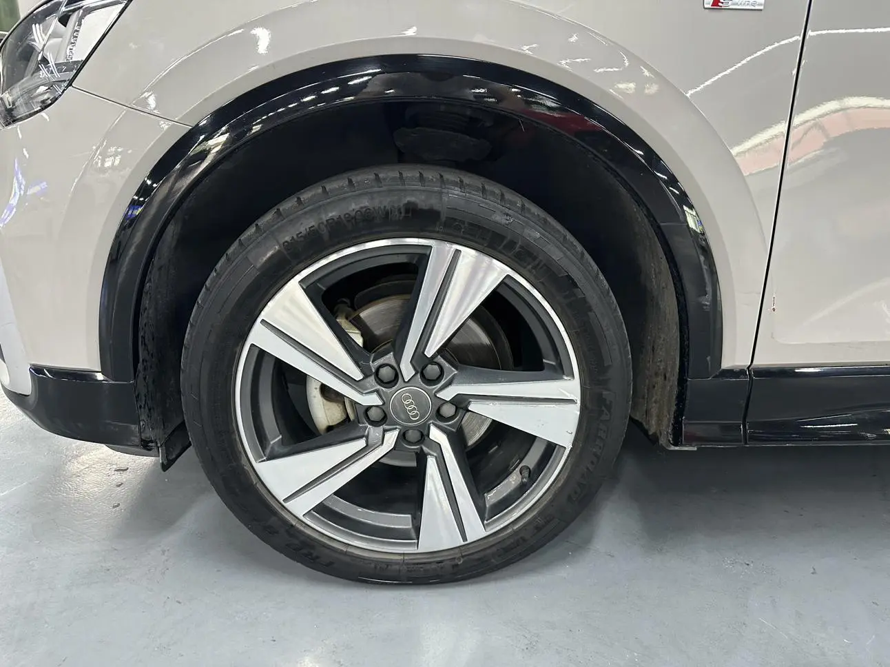 Audi Q2L 2018 35TFSI Dynamic Fashion China VI