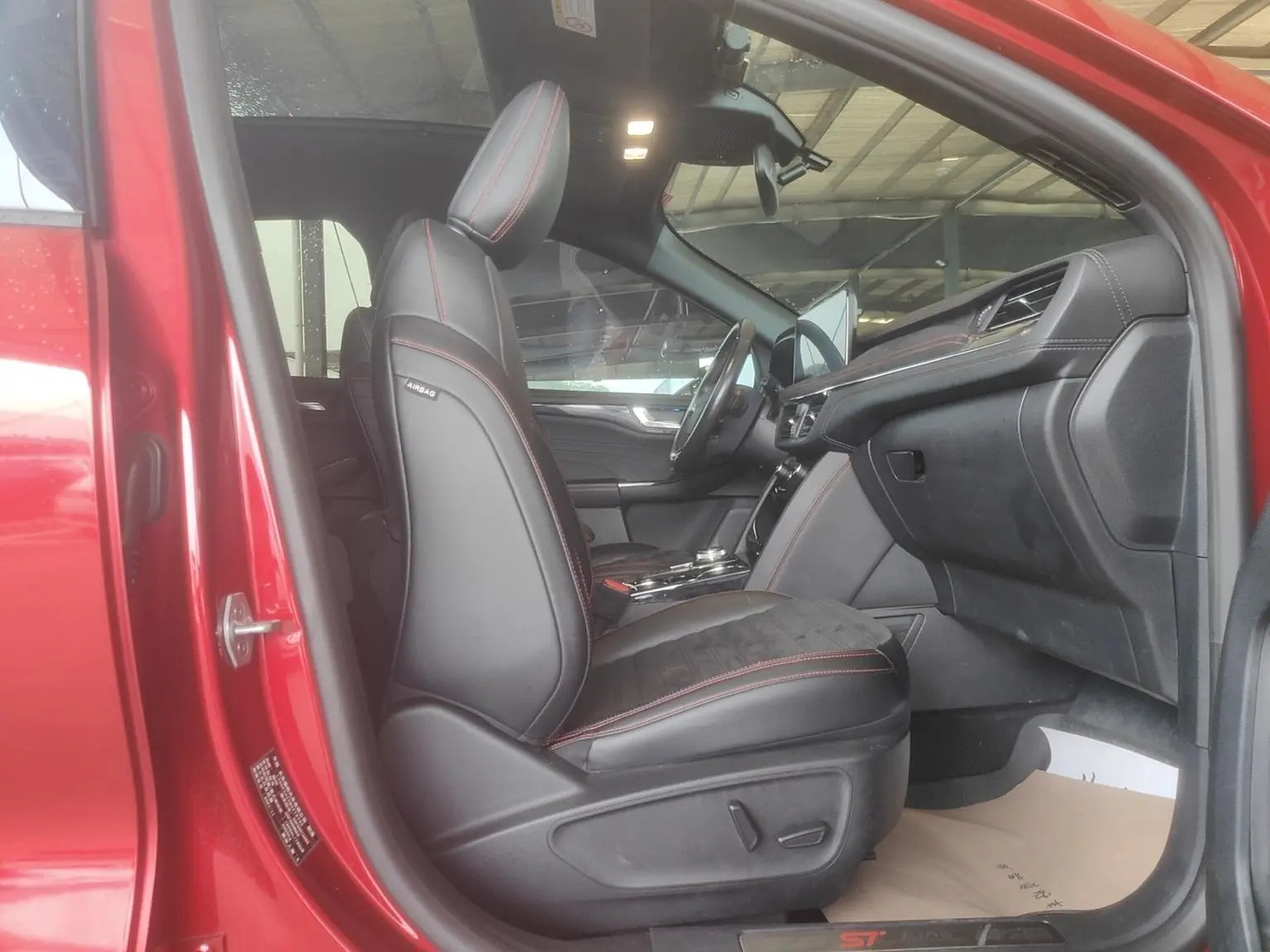 Ford Escape 2019 EcoBoost 245 4WD ST-LINE