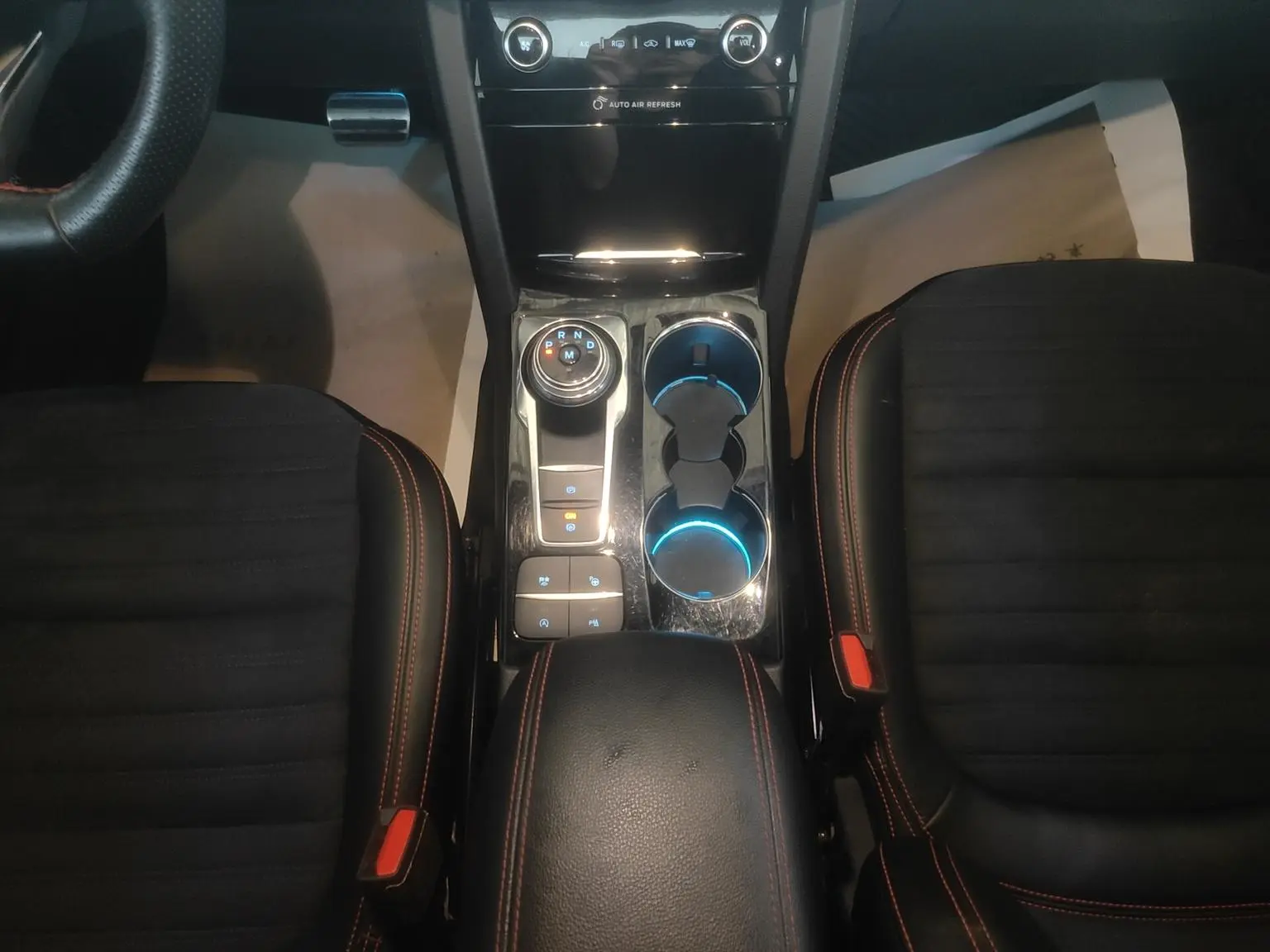 Ford Escape 2019 EcoBoost 245 4WD ST-LINE