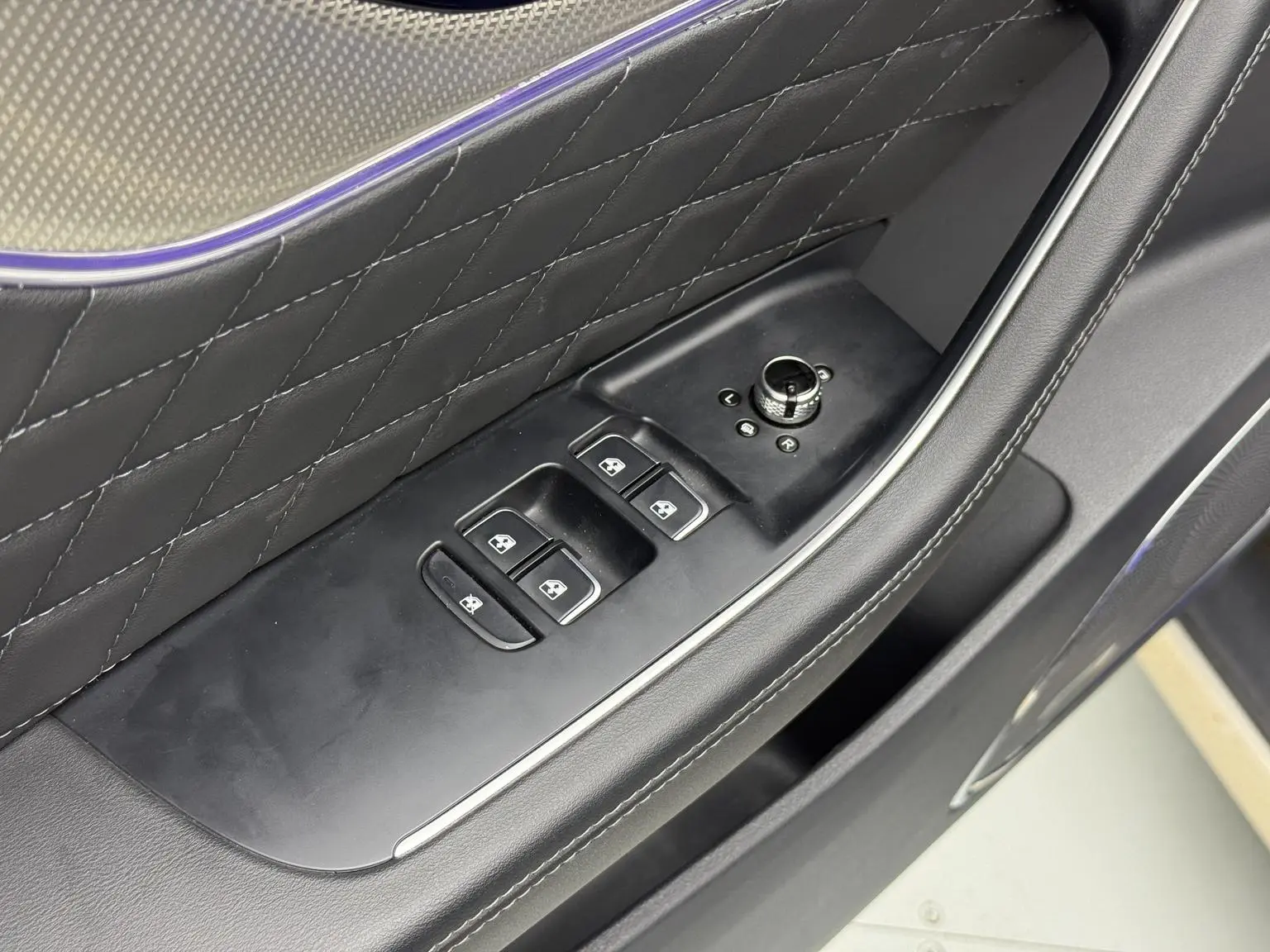 Hongqi HS5 2019 2.0T Connected Flagship Enjoy 4WD