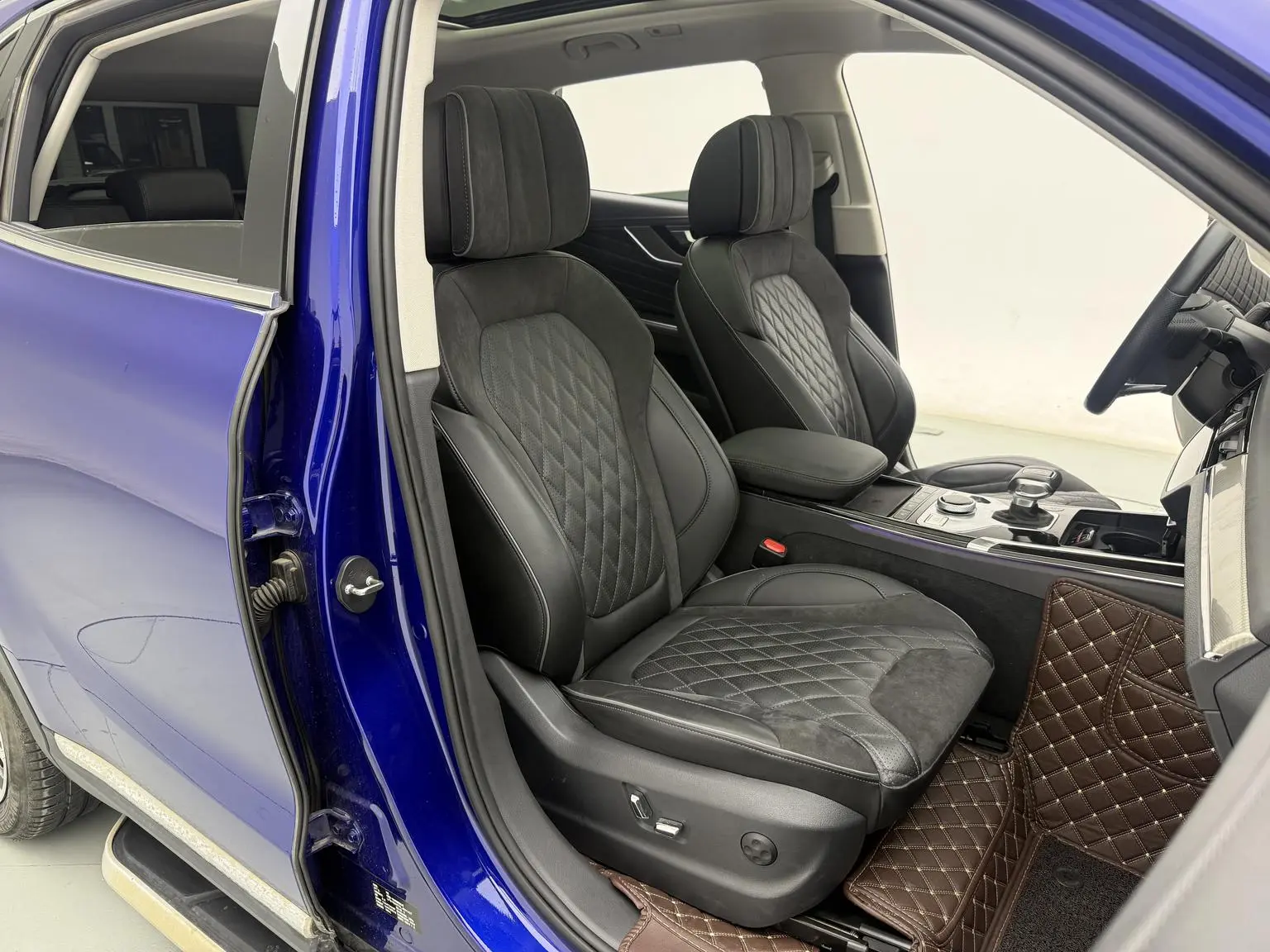 Hongqi HS5 2019 2.0T Connected Flagship Enjoy 4WD