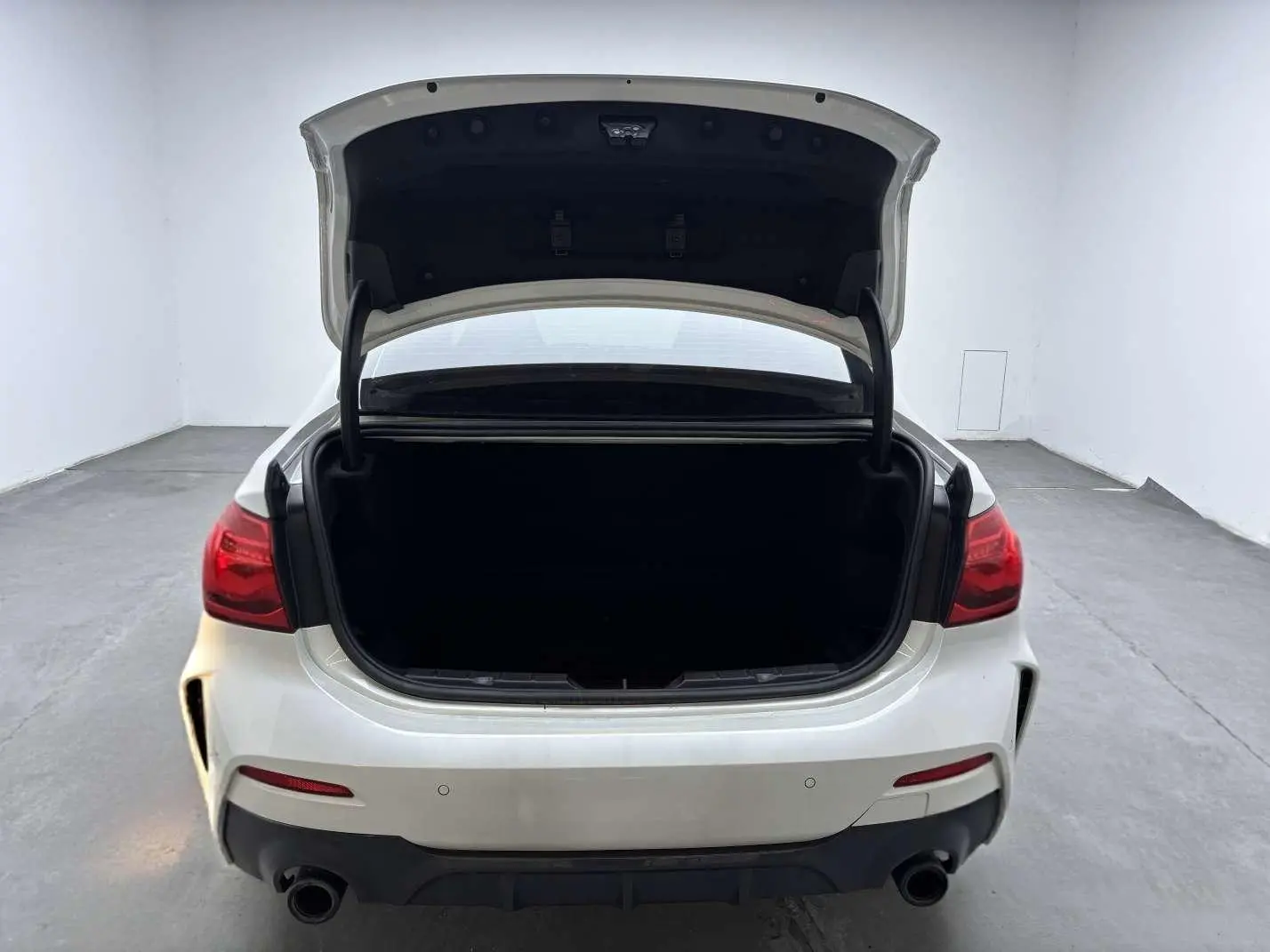BMW 1 Series 2021 125i M Sport Shadow Night