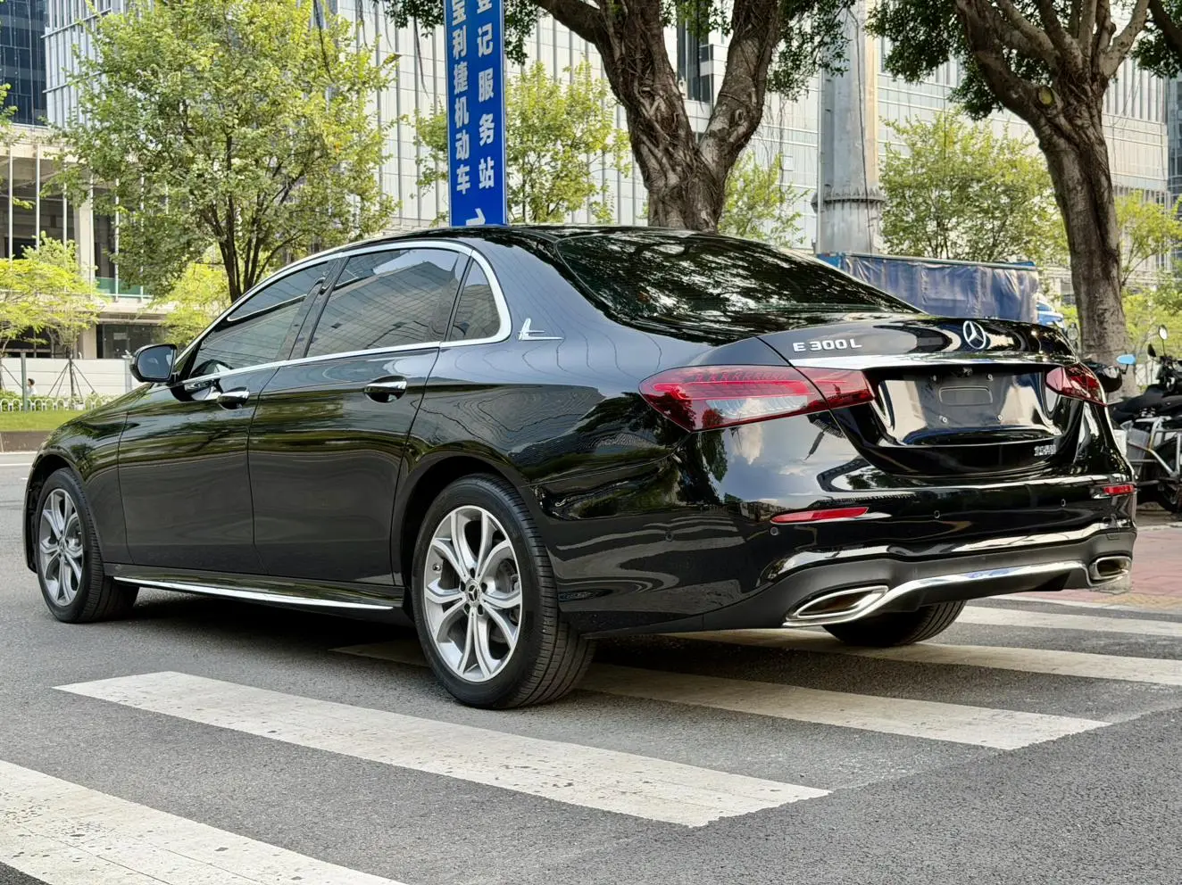 Mercedes-Benz E Class 2021 Facelift E 300 L Luxury Sport Sedan