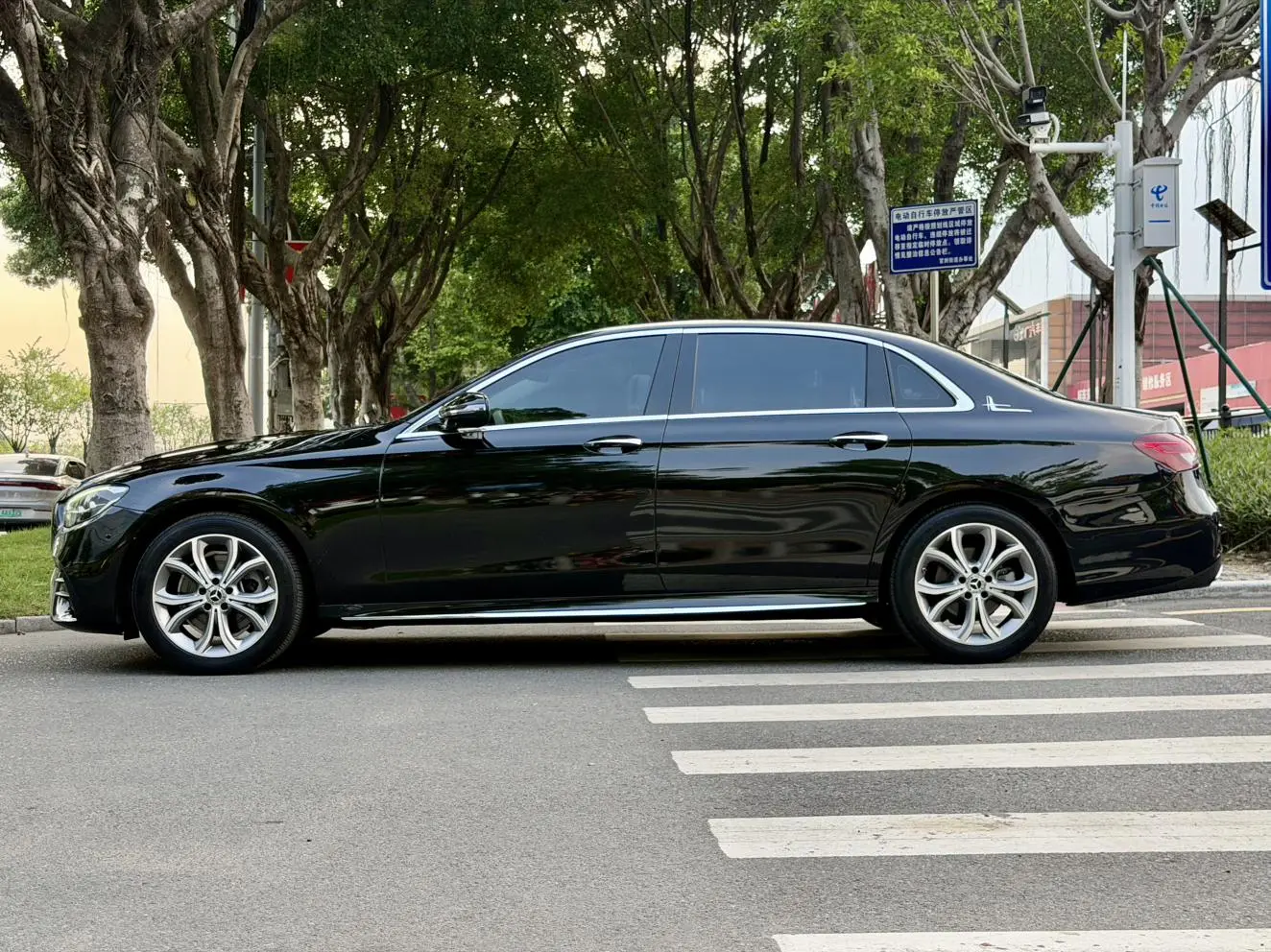 Mercedes-Benz E Class 2021 Facelift E 300 L Luxury Sport Sedan