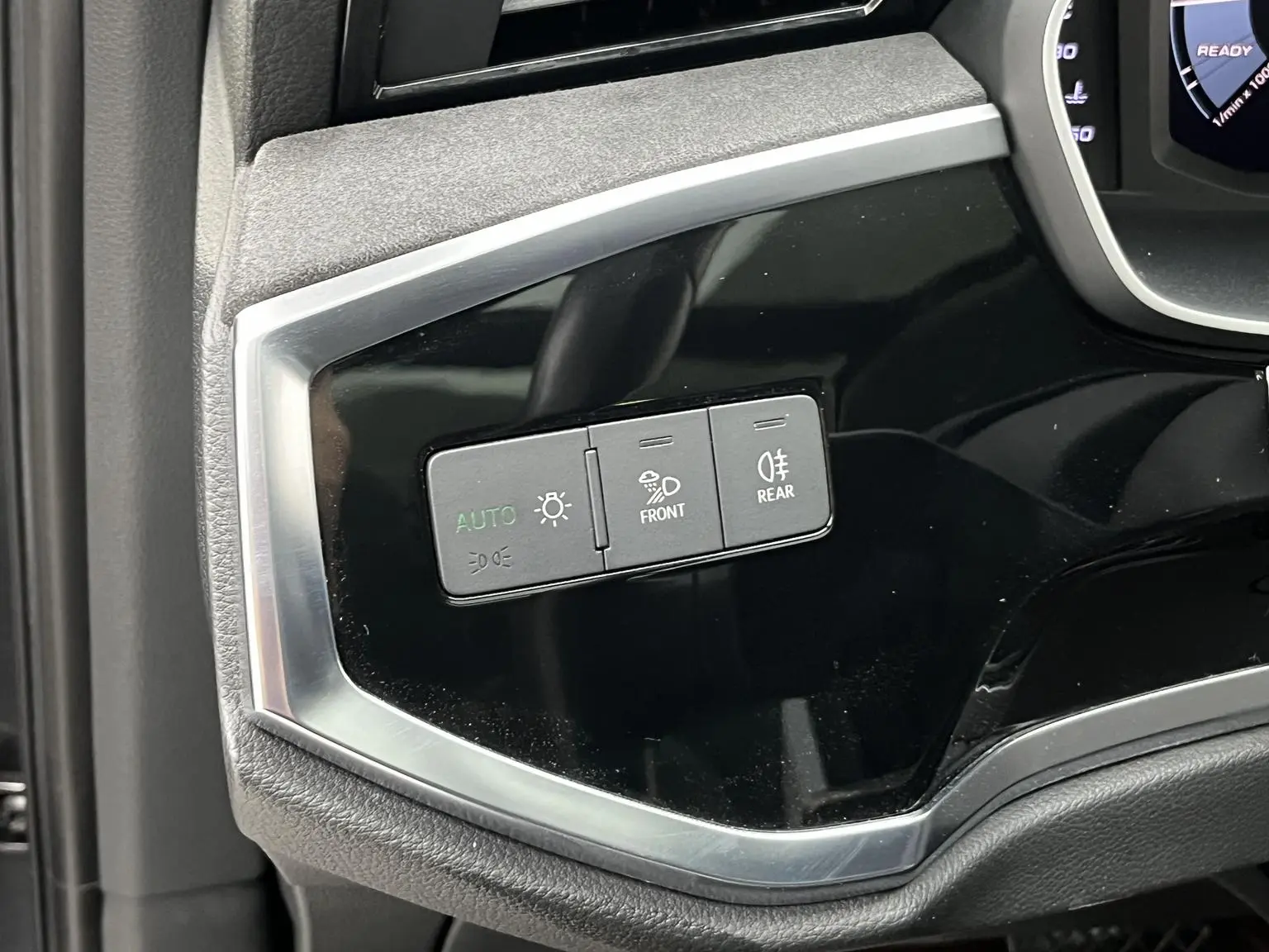 Audi Q3 2020 40 TFSI Dynamic Fashion