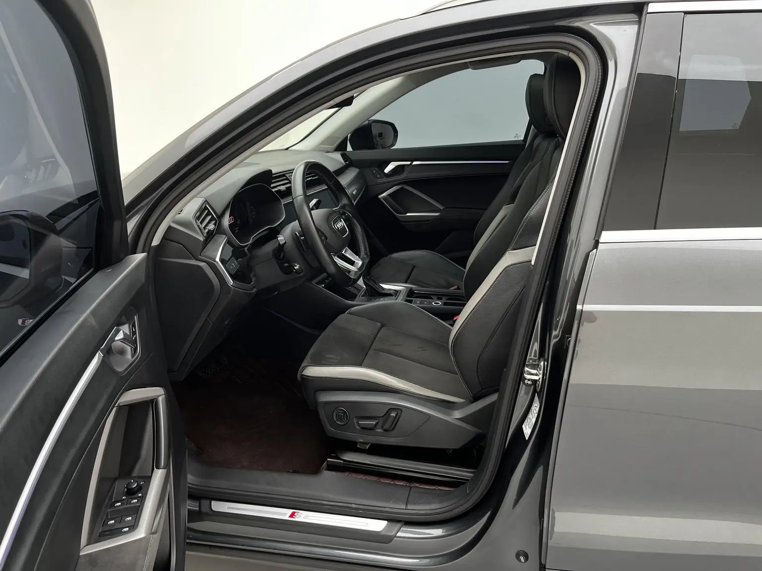 Audi Q3 2020 40 TFSI Dynamic Fashion