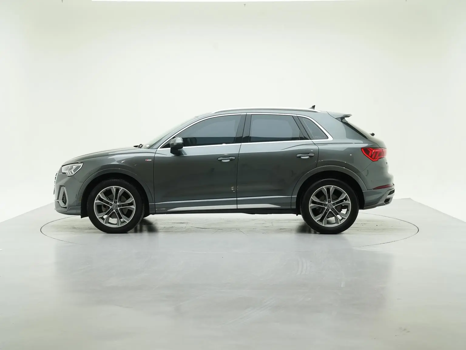 Audi Q3 2020 40 TFSI Dynamic Fashion