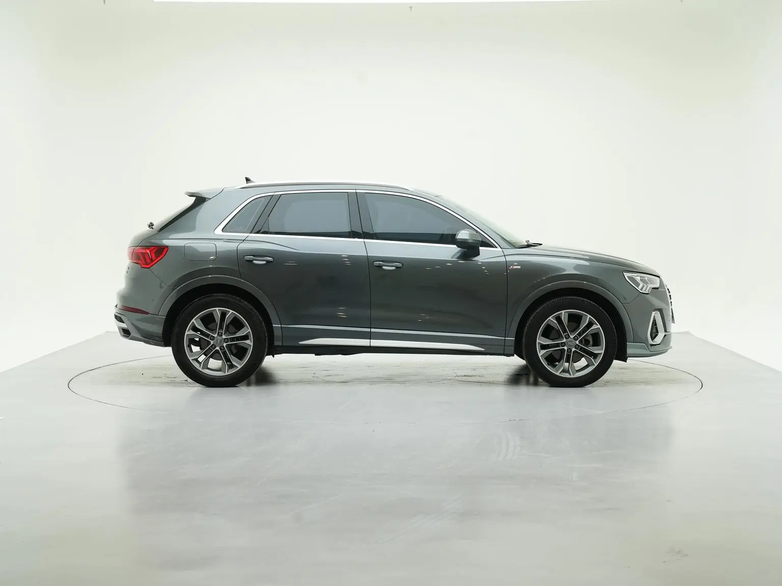 Audi Q3 2020 40 TFSI Dynamic Fashion