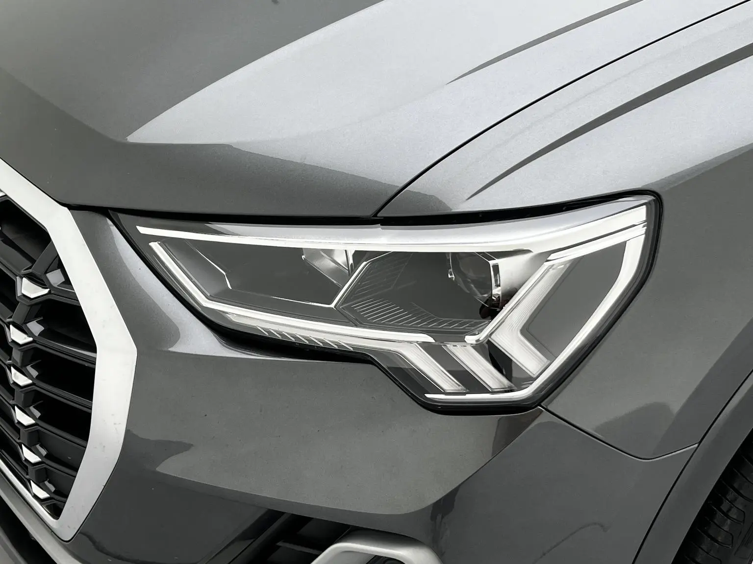 Audi Q3 2020 40 TFSI Dynamic Fashion