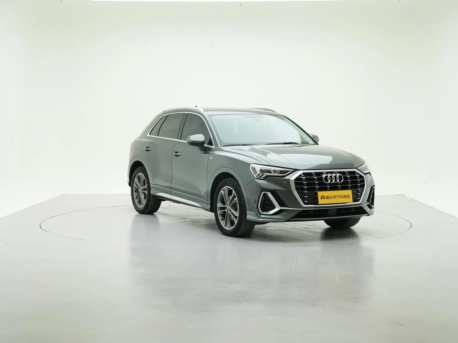Audi Q3 2020 40 TFSI Dynamic Fashion