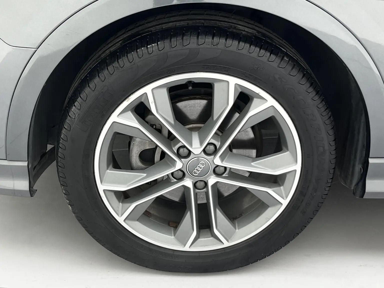 Audi Q3 2020 40 TFSI Dynamic Fashion