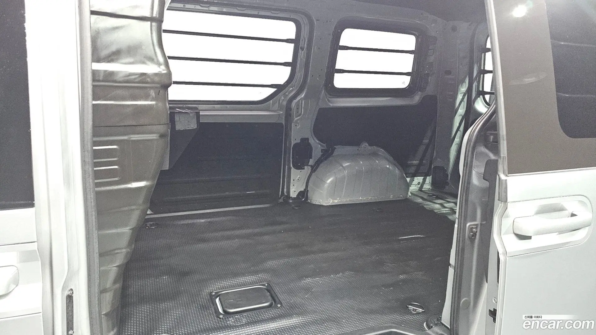 Hyundai Staria Cargo 3-Seater 2021