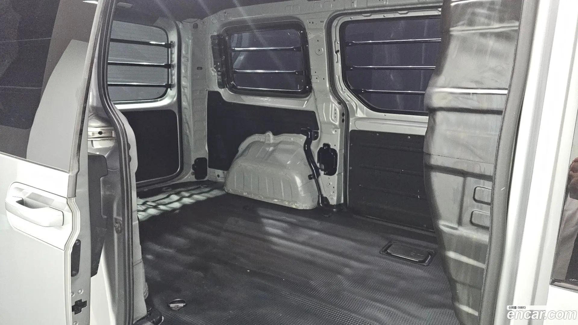 Hyundai Staria Cargo 3-Seater 2021