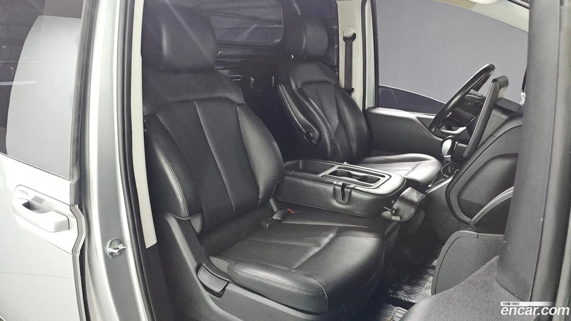 Hyundai Staria Cargo 3-Seater 2021