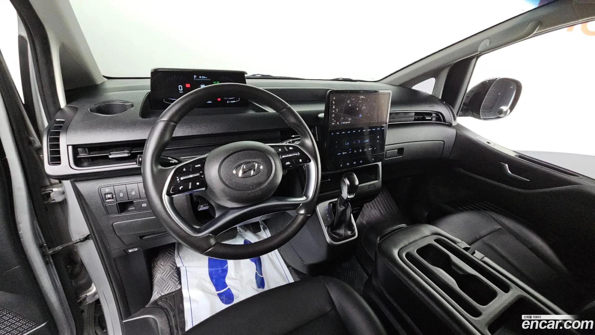 Hyundai Staria Cargo 3-Seater 2021