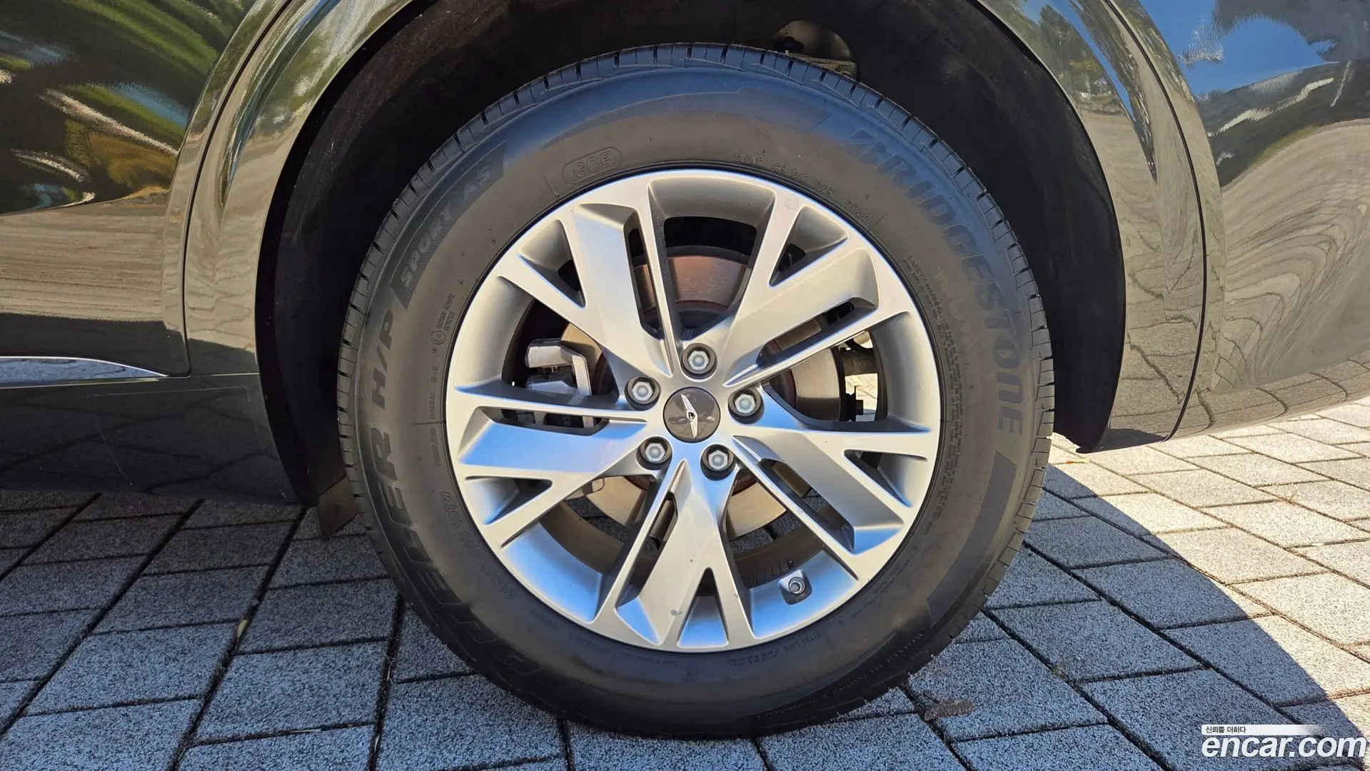 Genesis GV70 2.5T Gasoline AWD