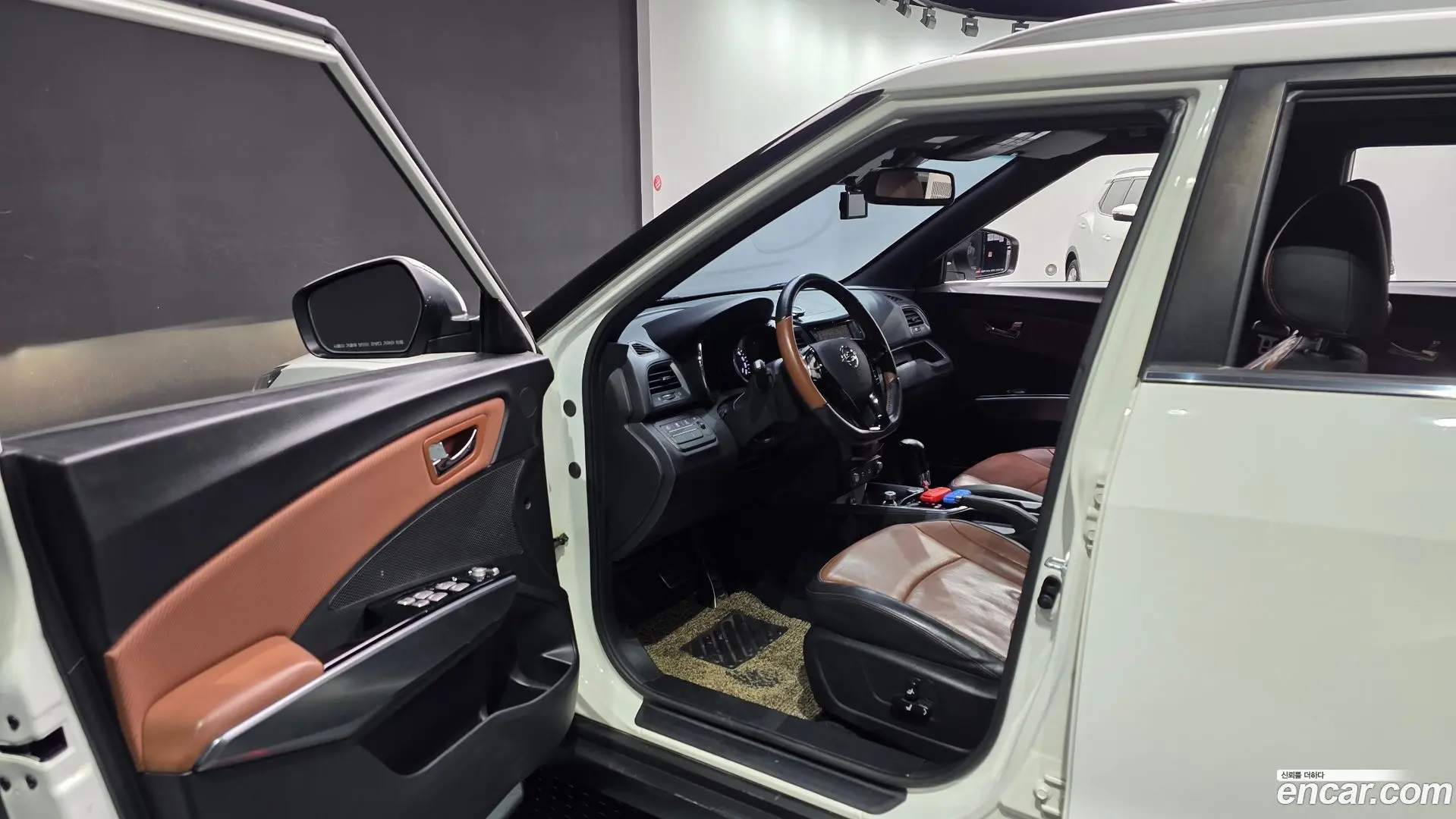 KG Mobility TIBOLI Gear 4WD
