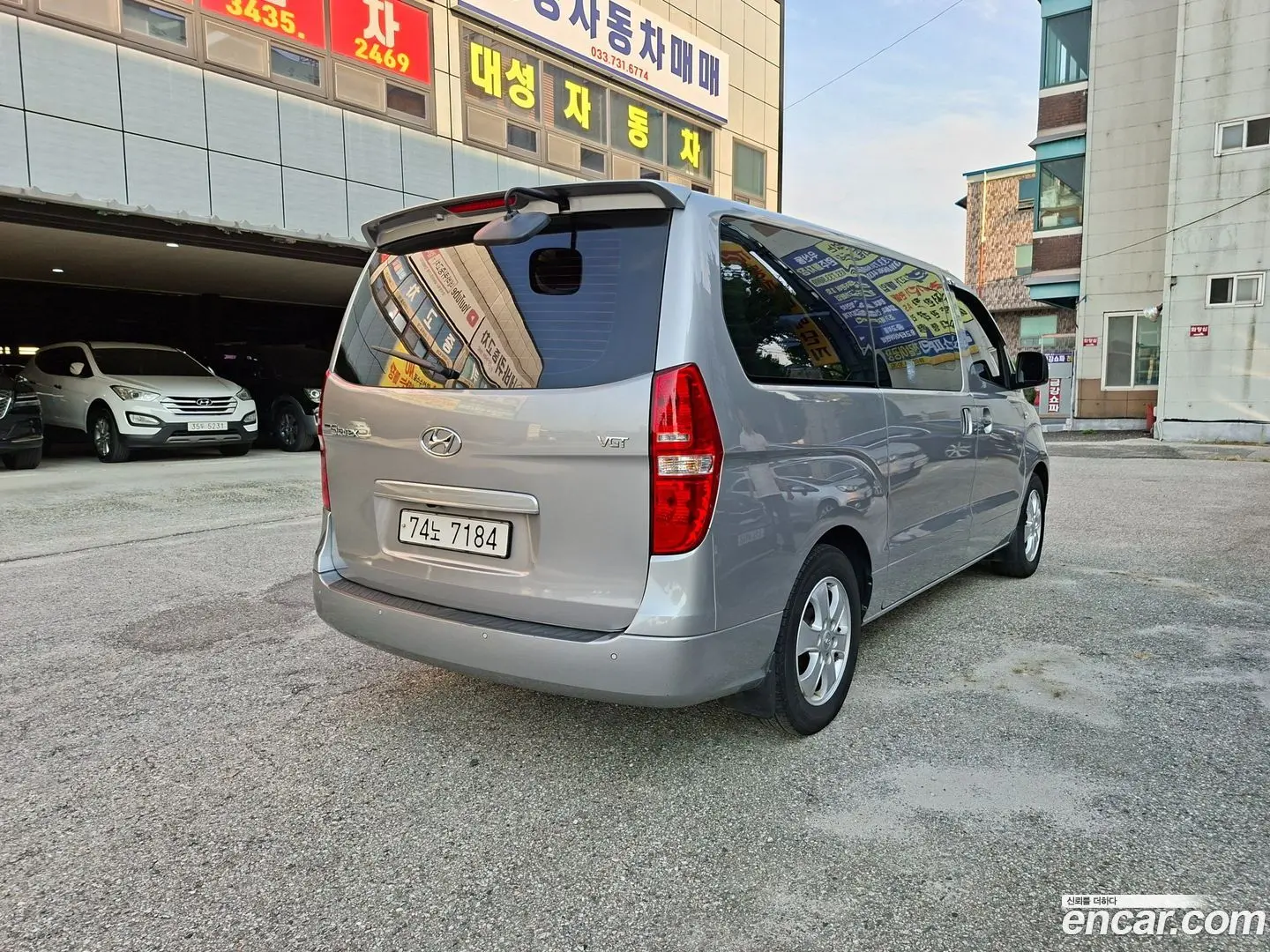 Hyundai Starex Wagon 12-Seater
