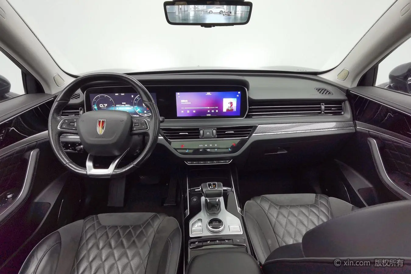 Hongqi HS5 2019 2.0T Smart Connected 4WD