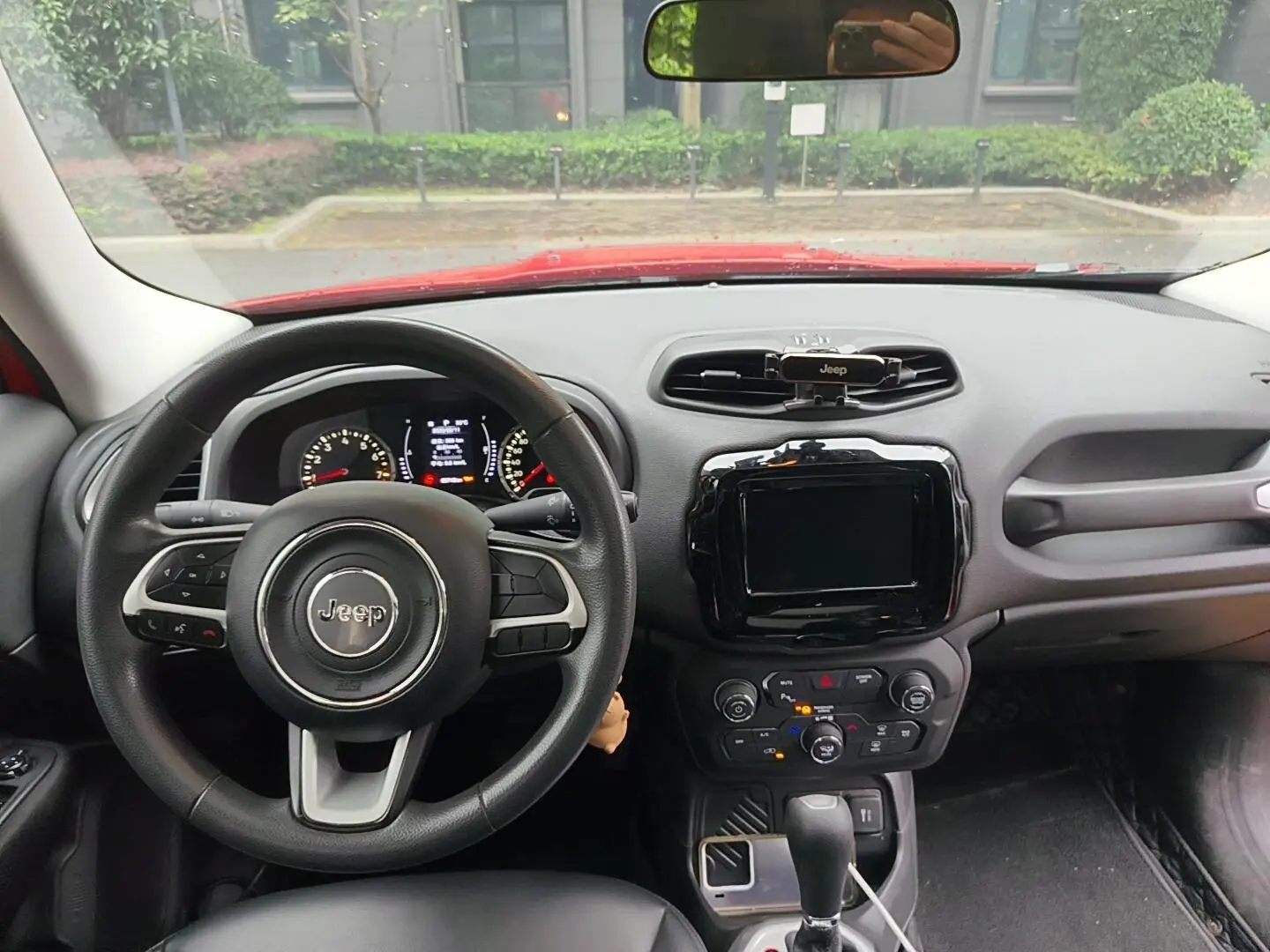Jeep Renegade 2019 220T Auto Leading