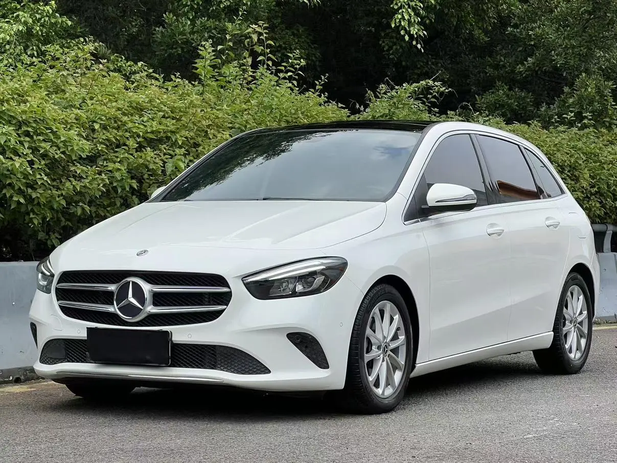 Mercedes-Benz B Class 2020 B 200 Fashion