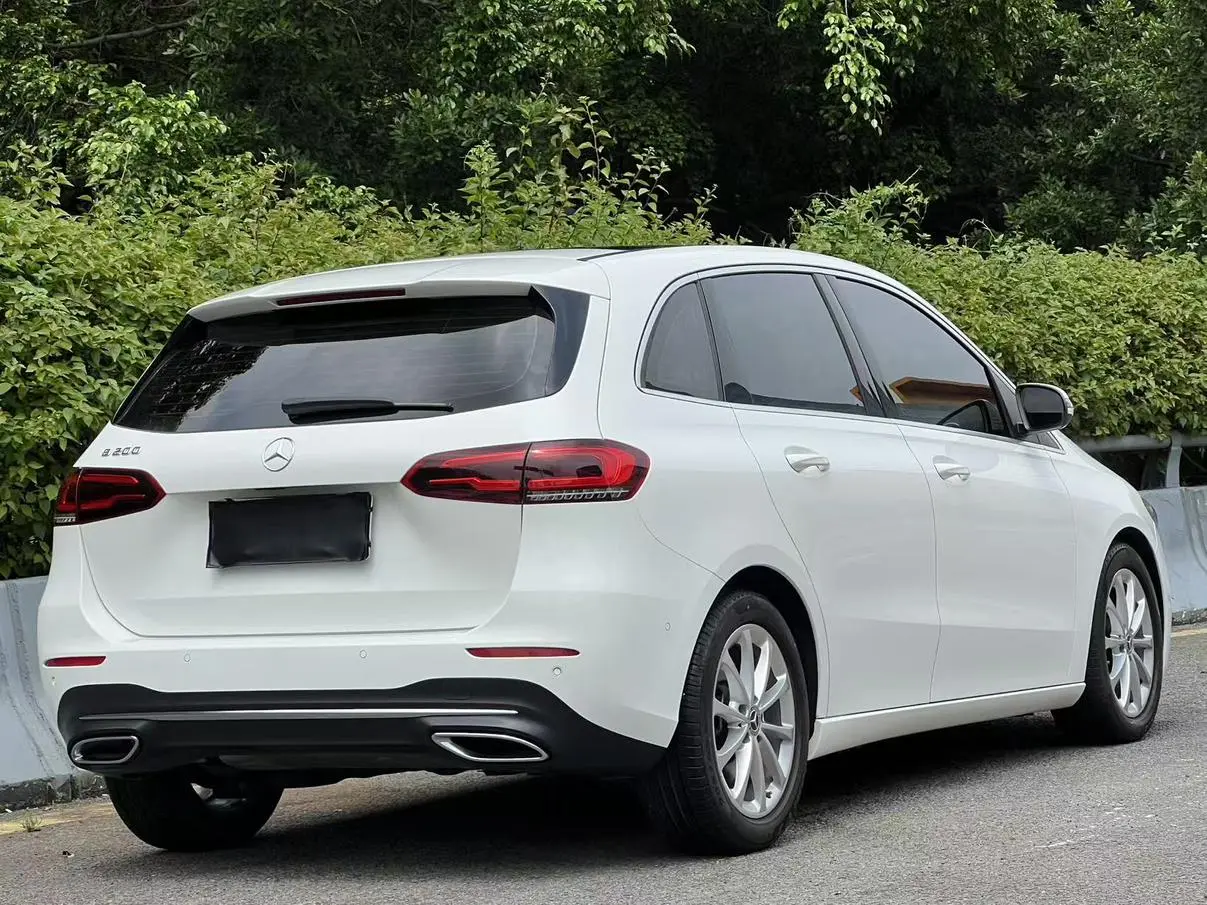 Mercedes-Benz B Class 2020 B 200 Fashion